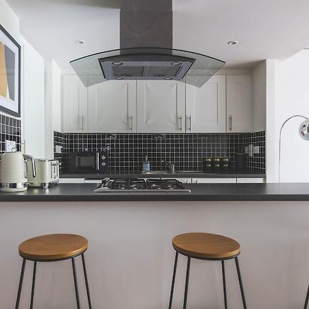 2Bed Stratford Apt With Easy Access To Central London, O2, Excel, Parking Nearby Eksteriør bilde