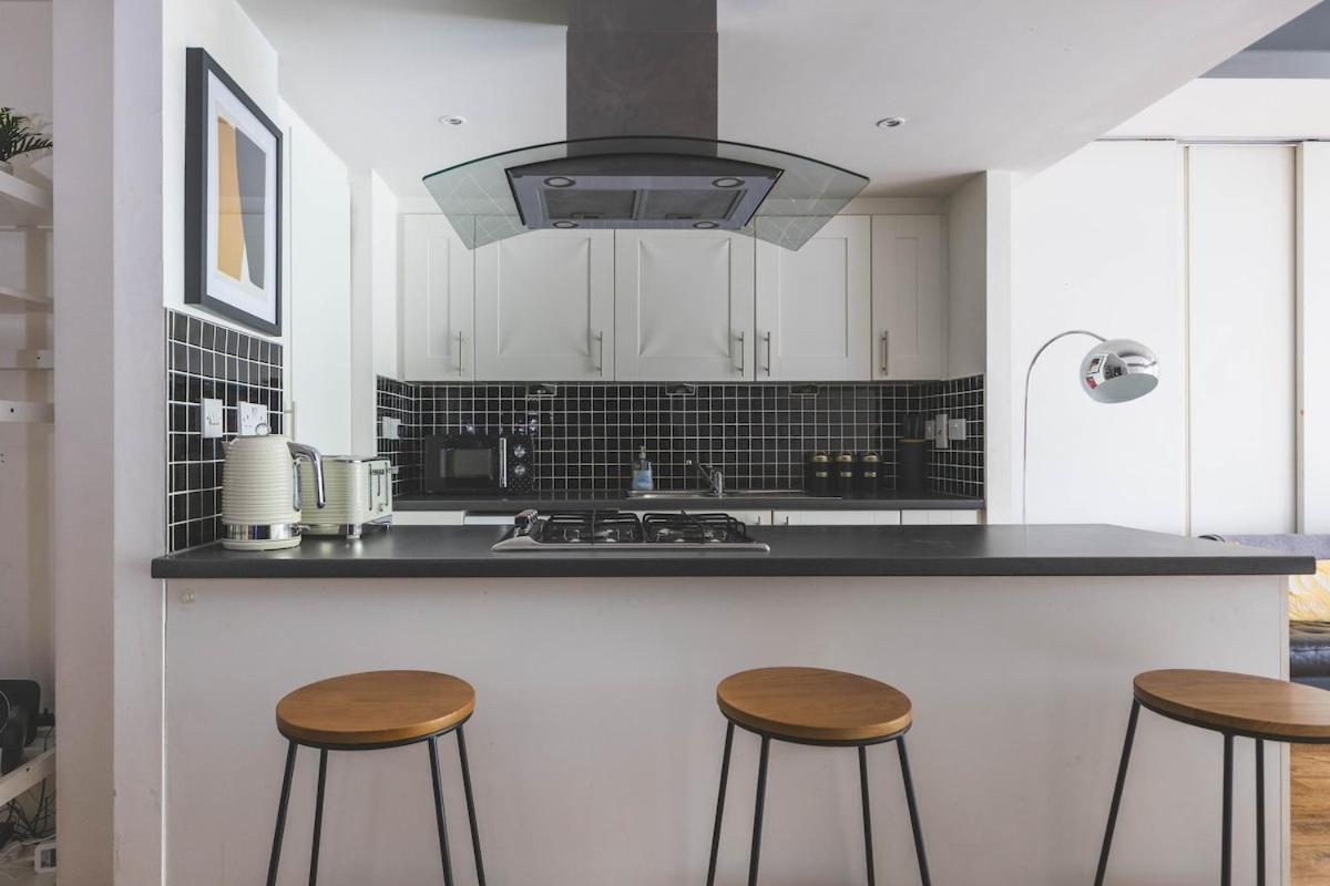 2Bed Stratford Apt With Easy Access To Central London, O2, Excel, Parking Nearby Eksteriør bilde