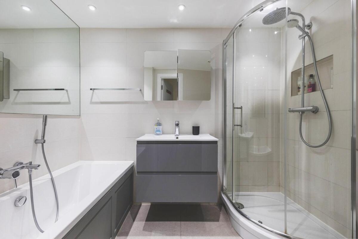 2Bed Stratford Apt With Easy Access To Central London, O2, Excel, Parking Nearby Eksteriør bilde