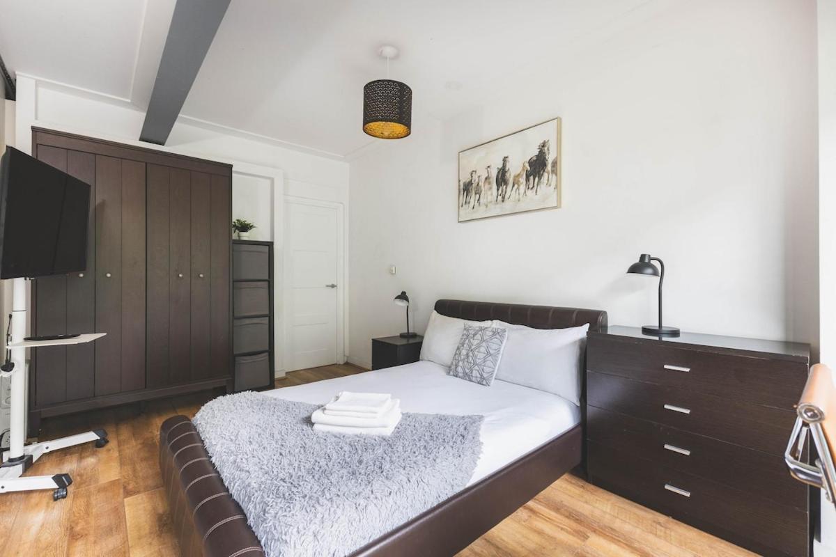 2Bed Stratford Apt With Easy Access To Central London, O2, Excel, Parking Nearby Eksteriør bilde