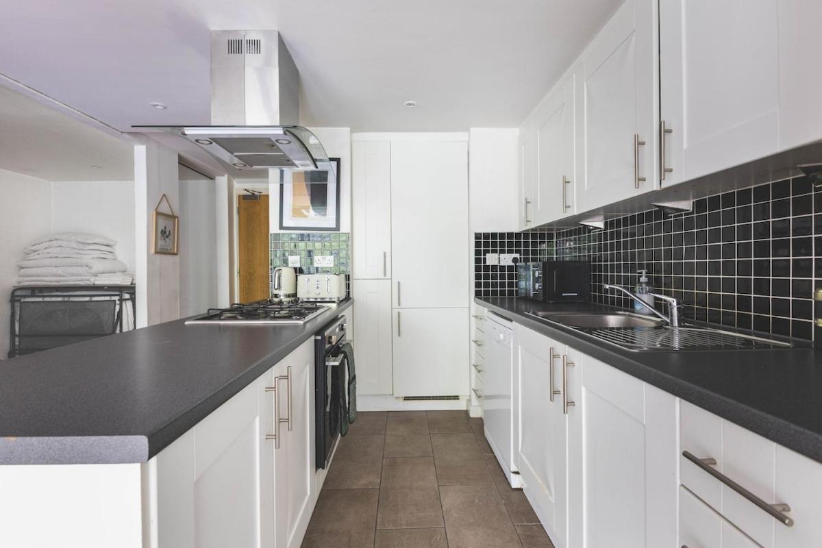 2Bed Stratford Apt With Easy Access To Central London, O2, Excel, Parking Nearby Eksteriør bilde
